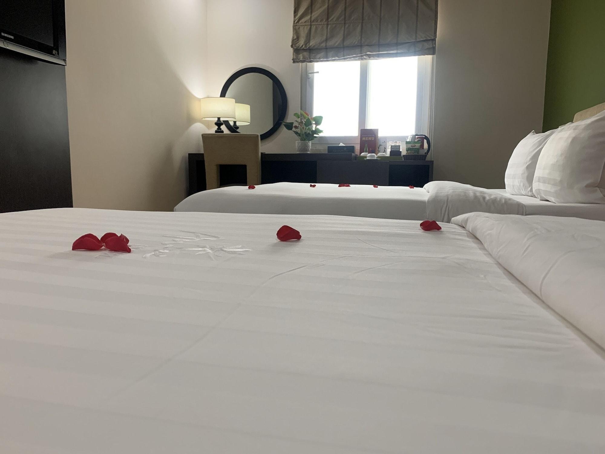 ฮานอย เอนิส โฮเต็ล แอนด์ สปา Hotel ภายนอก รูปภาพ