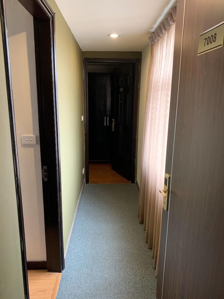 ฮานอย เอนิส โฮเต็ล แอนด์ สปา Hotel ภายนอก รูปภาพ