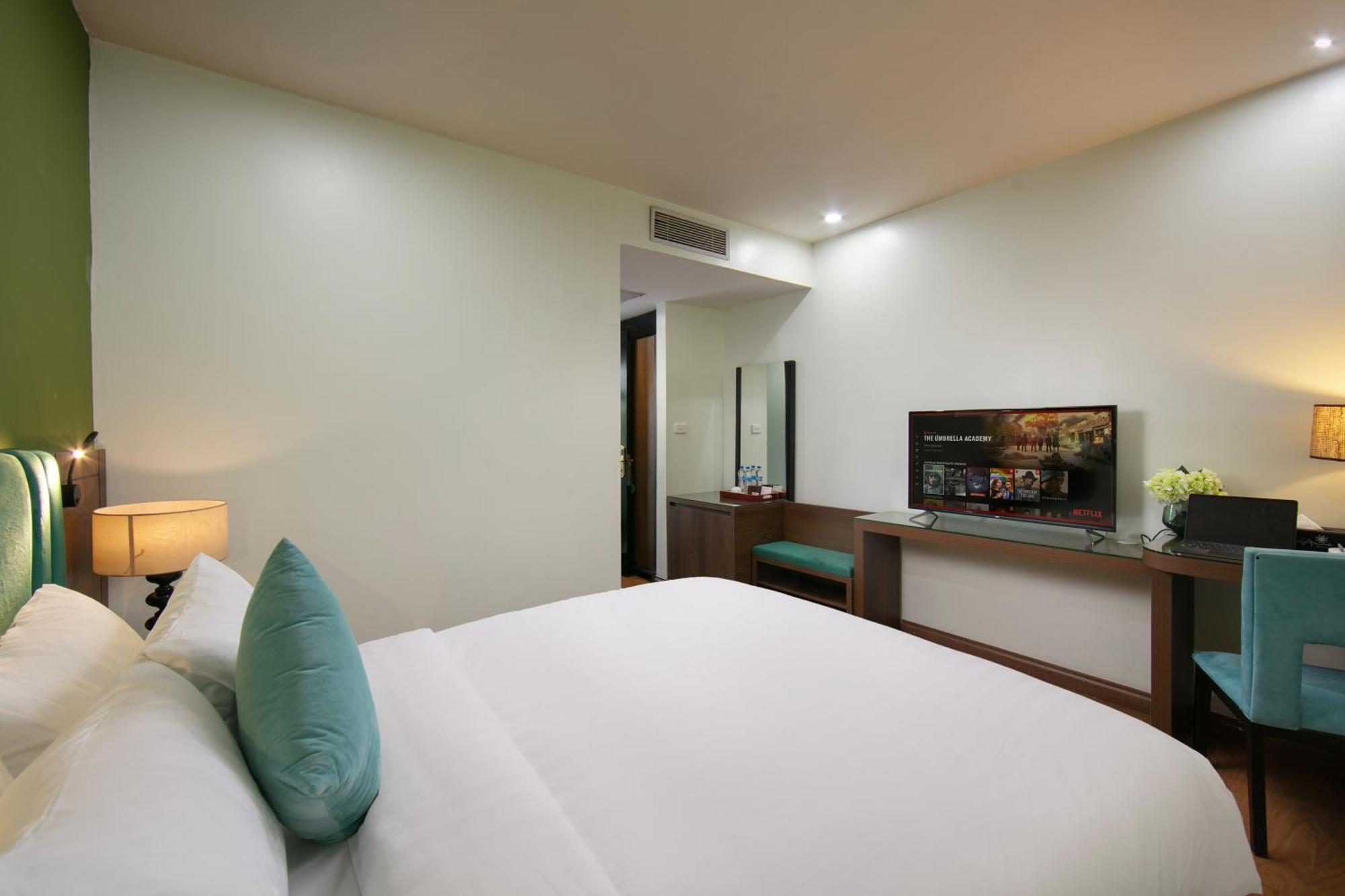 ฮานอย เอนิส โฮเต็ล แอนด์ สปา Hotel ภายนอก รูปภาพ